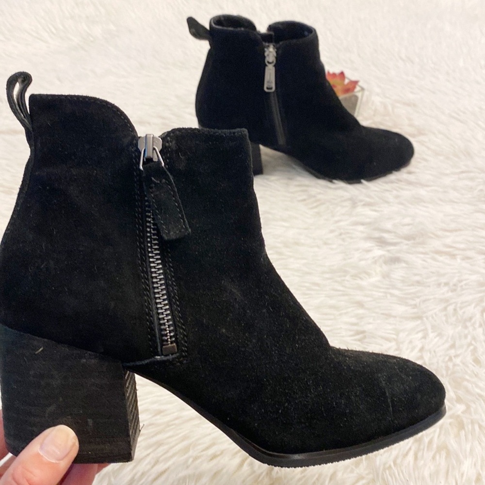 NEW BLONDO Zappos Black Suede Double Zipper Heel ankle bootie women SIZE 7.5